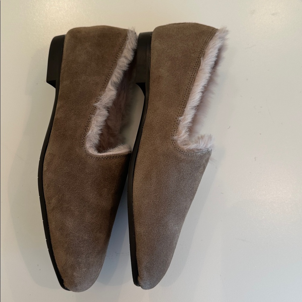 New Aquatalia Taupe Soft Suede , Romie Faux Fur Lined Loafers. Size 6. - Picture 4 of 8